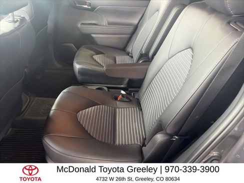 Used 2024 Toyota Highlander XSE image 13