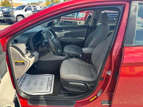 Used 2018 Hyundai Elantra SEL image 10