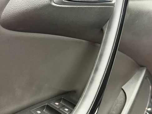 Used 2019 Buick Cascada Premium FWD image 10