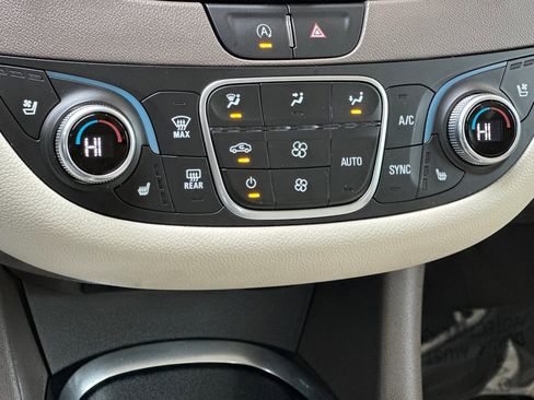 Certified 2024 Chevrolet Malibu LT image 21