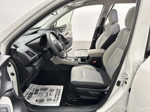 Used 2024 Subaru Forester AWD/4WD image 14
