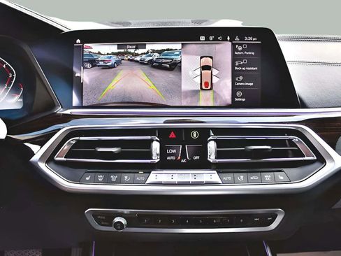 Used 2019 BMW X7 xDrive40i w/ Premium Package image 16