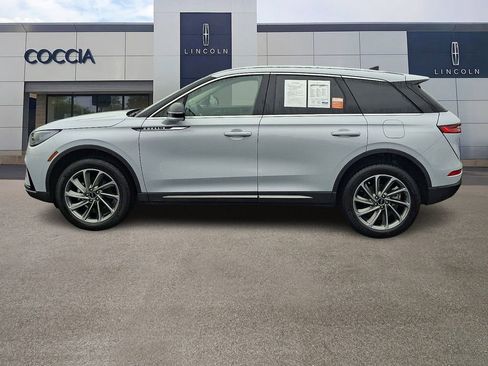 Certified 2025 Lincoln Corsair AWD w/ Equipment Group 101A image 7