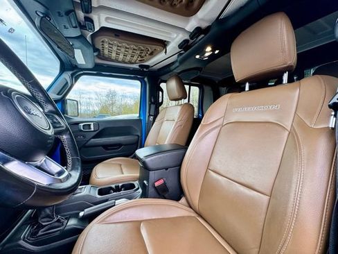 Used 2021 Jeep Gladiator Rubicon w/ LED Lighting Group AWD/4WD image 12