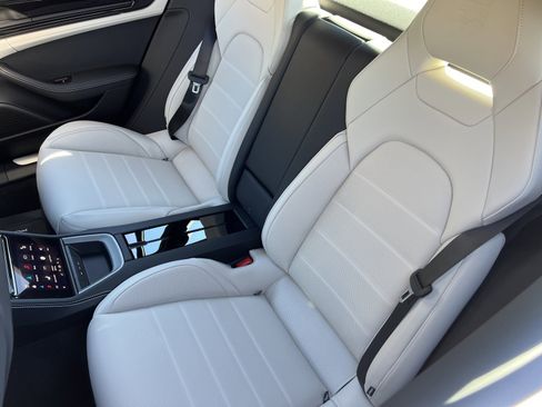 New 2026 Porsche Panamera 4 image 16
