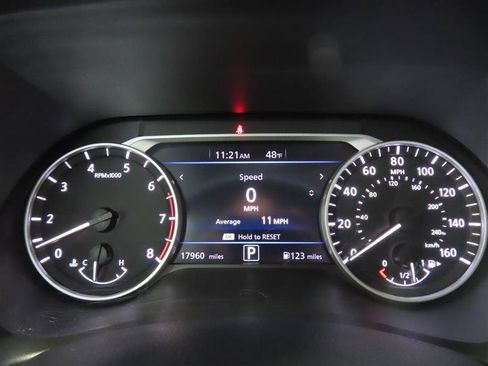 Used 2024 Nissan Sentra SV image 21