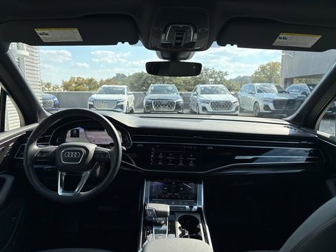 Certified 2025 Audi Q7 3.0T Premium Plus w/ Premium Plus Package image 19