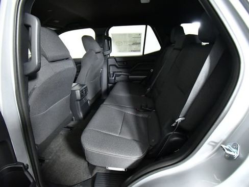 New 2026 Toyota 4Runner SR5 image 24