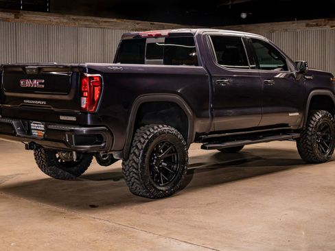 Used 2022 GMC Sierra 1500 Elevation w/ Elevation Premium Package image 10