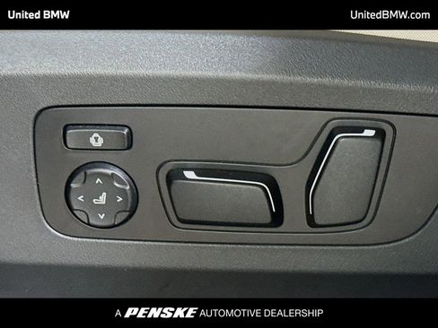 Used 2025 BMW X3 xDrive30i w/ Convenience Package AWD/4WD image 4