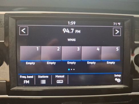 Used 2019 Volkswagen Jetta SE FWD image 22