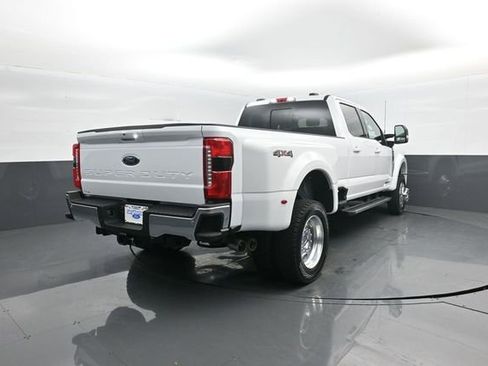 New 2026 Ford F450 Lariat image 7