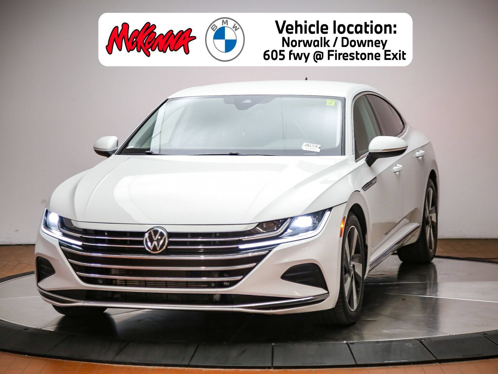 Used 2021 Volkswagen Arteon SE FWD image 1
