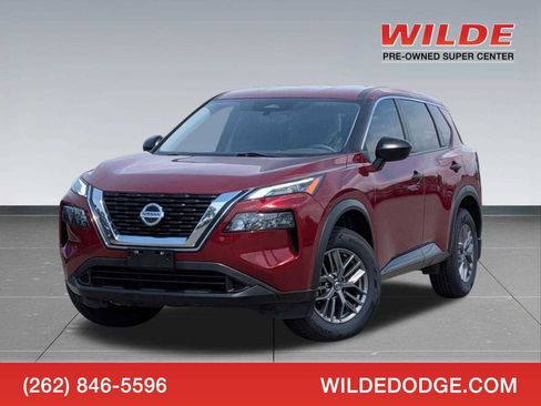Used 2021 Nissan Rogue S FWD image 1