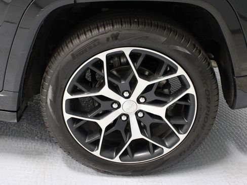 Used 2024 Jeep Grand Cherokee Summit AWD/4WD image 20