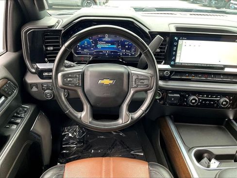 Used 2024 Chevrolet Silverado 2500 High Country w/ High Country Premium Package image 16