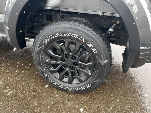 Used 2020 Ford F150 XLT w/ Equipment Group 302A Luxury image 7