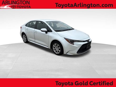 Used 2022 Toyota Corolla LE image 1