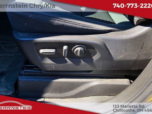 Used 2022 Chevrolet Silverado 1500 Custom image 15