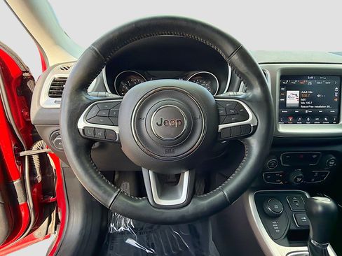 Used 2018 Jeep Compass Latitude w/ Popular Equipment Group image 37