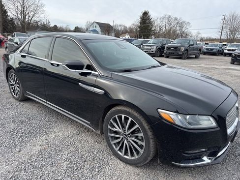 Used 2017 Lincoln Continental Select w/ Climate Package image 4