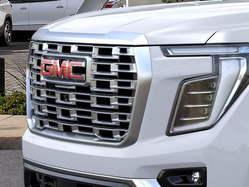 New 2026 GMC Yukon XL Denali AWD/4WD image 13