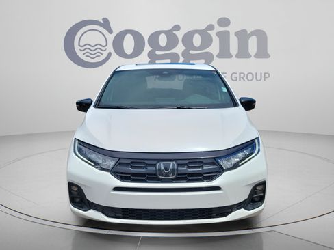 Certified 2026 Honda Odyssey Sport-L image 8