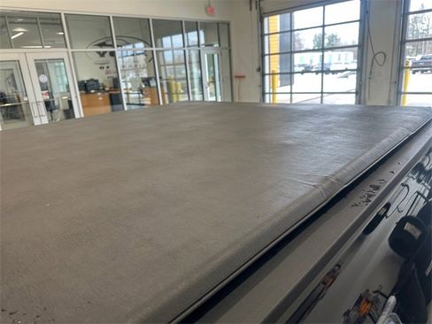 Used 2017 Honda Ridgeline Sport image 17