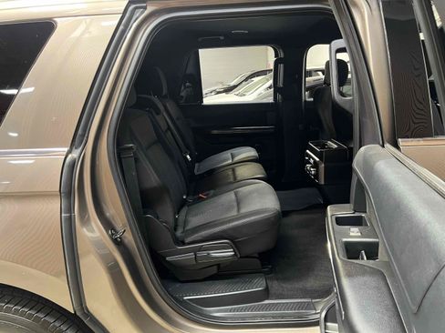 Used 2019 Ford Expedition Max XLT RWD image 33