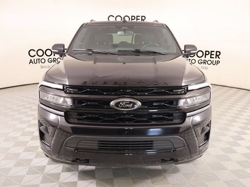 Used 2023 Ford Expedition Limited AWD/4WD image 10