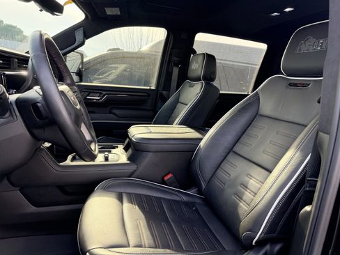 Used 2024 GMC Sierra 2500 AT4X w/ AT4X AEV Edition image 2