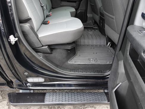 Used 2023 RAM 1500 Classic SLT w/ Electronics Convenience Group image 27