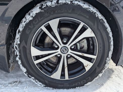 Used 2023 Nissan Sentra SV w/ All-Weather Package image 9