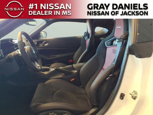 New 2026 Nissan Z NISMO w/ Floor Mat Package RWD image 26
