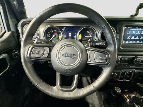 Used 2023 Jeep Wrangler Unlimited w/ Cold Weather Group AWD/4WD image 17