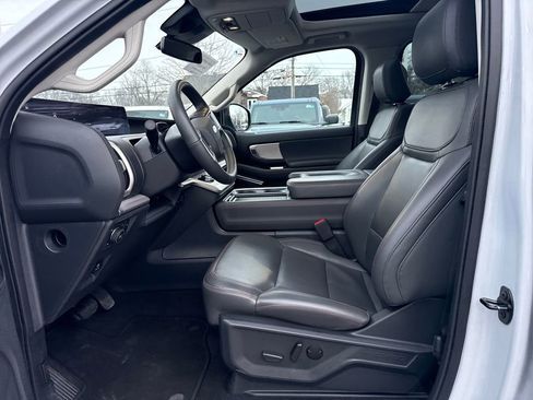 Used 2025 Ford Expedition Max Active image 29