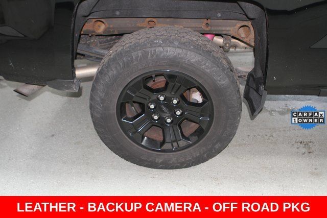 Used 2018 Chevrolet Silverado 1500 LTZ Z71 w/ Midnight Edition AWD/4WD image 5