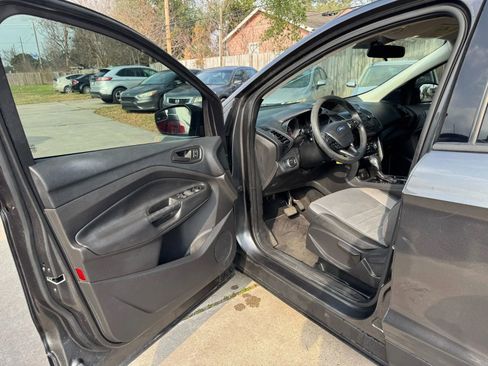 Used 2018 Ford Escape S FWD image 14