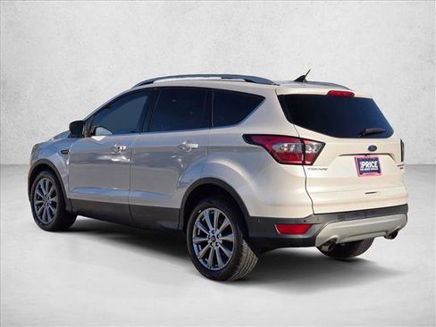 Used 2018 Ford Escape Titanium w/ Ford Safe & Smart Package image 8