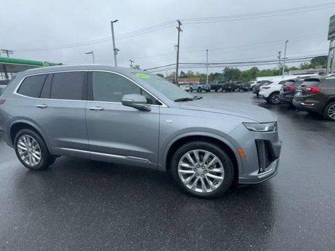 Used 2023 Cadillac XT6 Premium Luxury AWD/4WD image 9