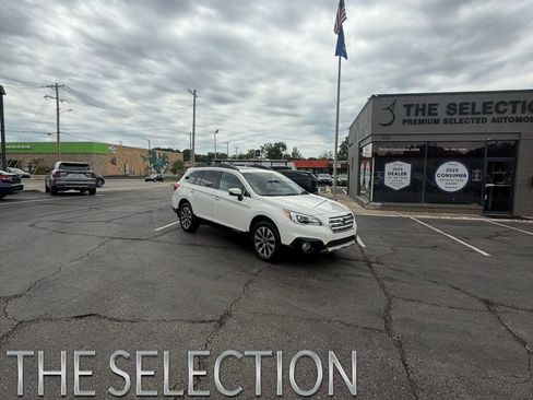 Used 2016 Subaru Outback 2.5i Limited AWD/4WD image 1