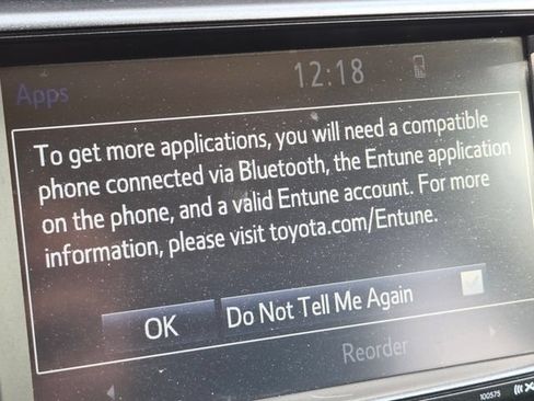 Used 2018 Toyota RAV4 Limited AWD/4WD image 17