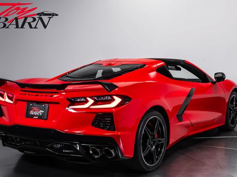 Used 2020 Chevrolet Corvette Stingray Preferred Cpe w/ 2LT Preferred Equipment Group RWD image 5