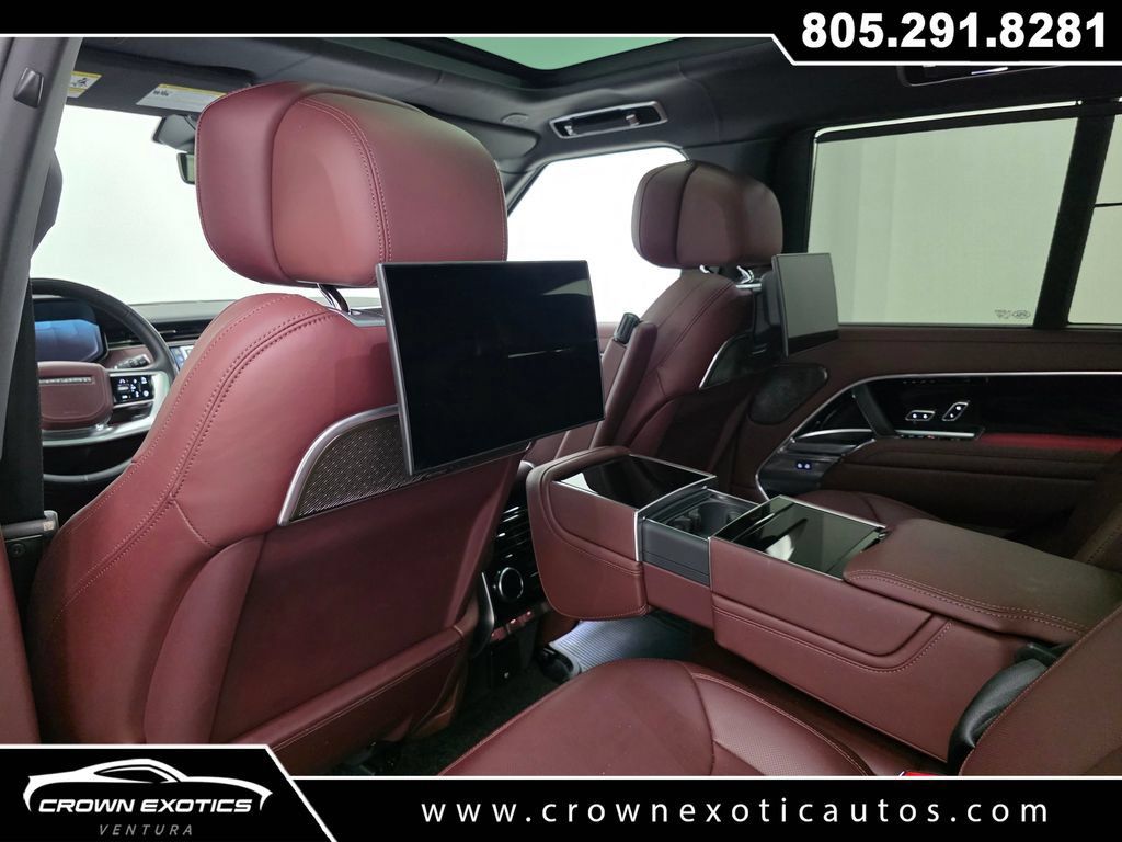 Used 2025 Land Rover Range Rover Autobiography AWD/4WD image 22