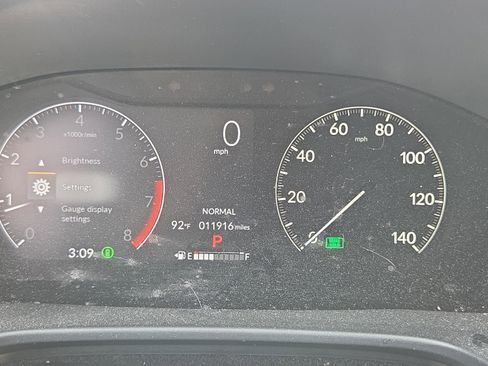 Used 2024 Honda CR-V LX image 24