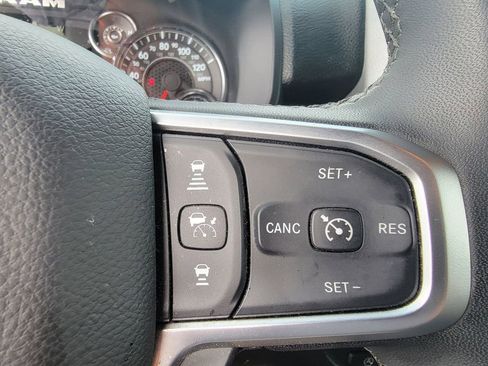 Used 2025 RAM 1500 Big Horn AWD/4WD image 17