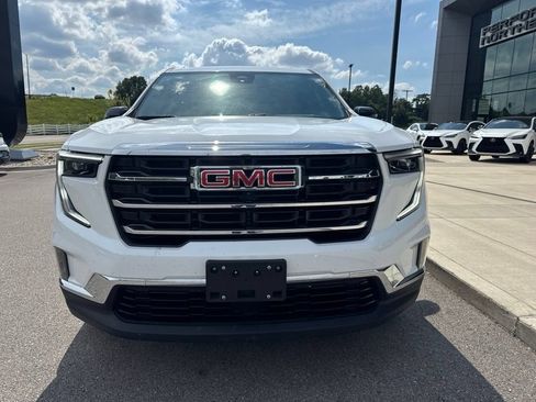 Used 2024 GMC Acadia Elevation AWD/4WD image 9