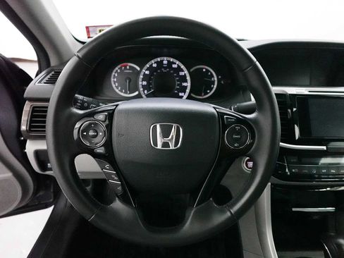 Used 2017 Honda Accord EX-L image 16