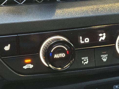 Used 2023 Honda Accord EX image 28