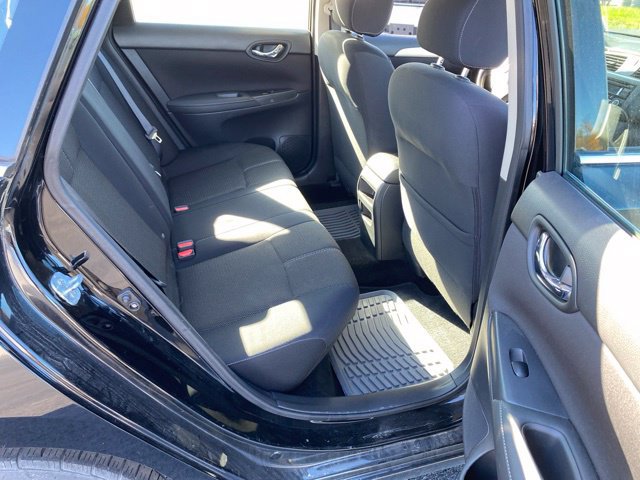 Used 2016 Nissan Sentra S FWD image 7